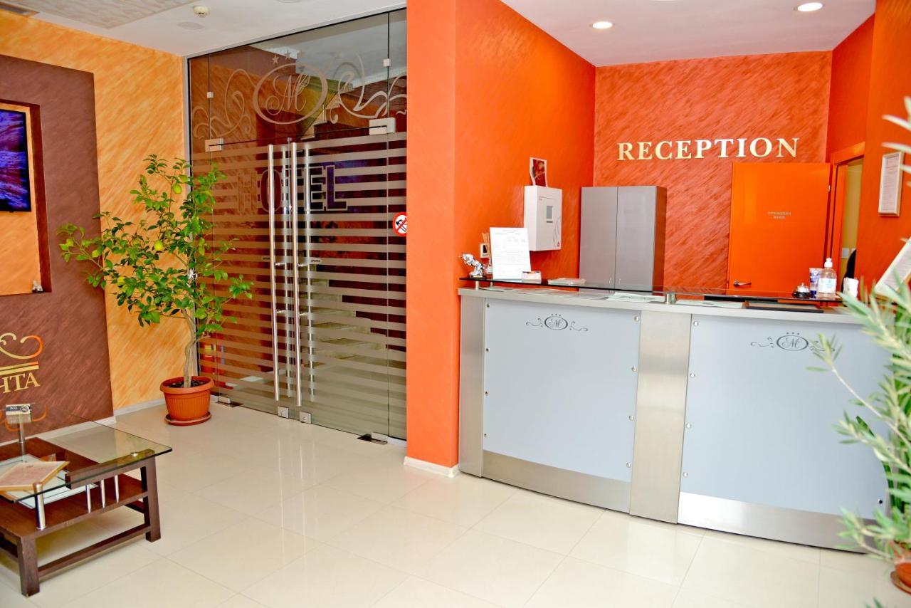 Dream Hotel Sliven ภายนอก รูปภาพ