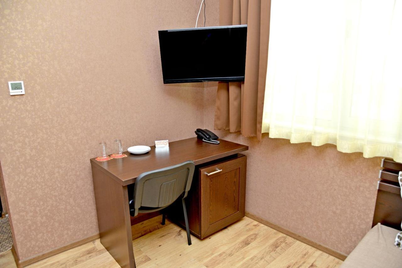Dream Hotel Sliven ภายนอก รูปภาพ