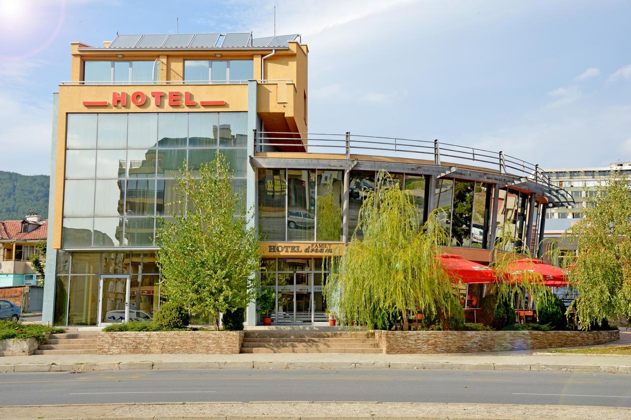 Dream Hotel Sliven ภายนอก รูปภาพ